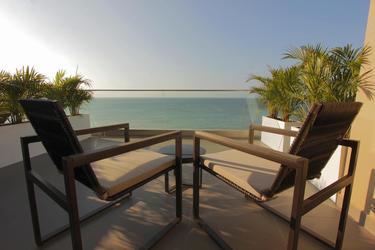 Hotel Poseidon Manta Luaran gambar