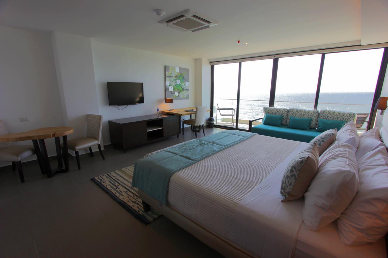 Hotel Poseidon Manta Luaran gambar